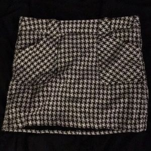Black and white mini skirt